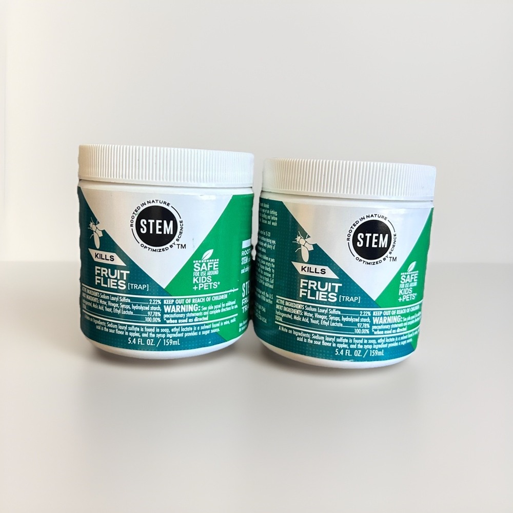 2 Pack Stem Kills Fruit Fly Trap Catcher With Botanical Extracts 5.4 fl oz each